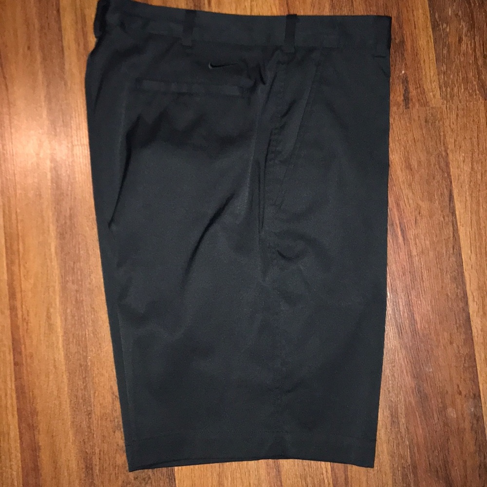 Nike dry fit golf shorts